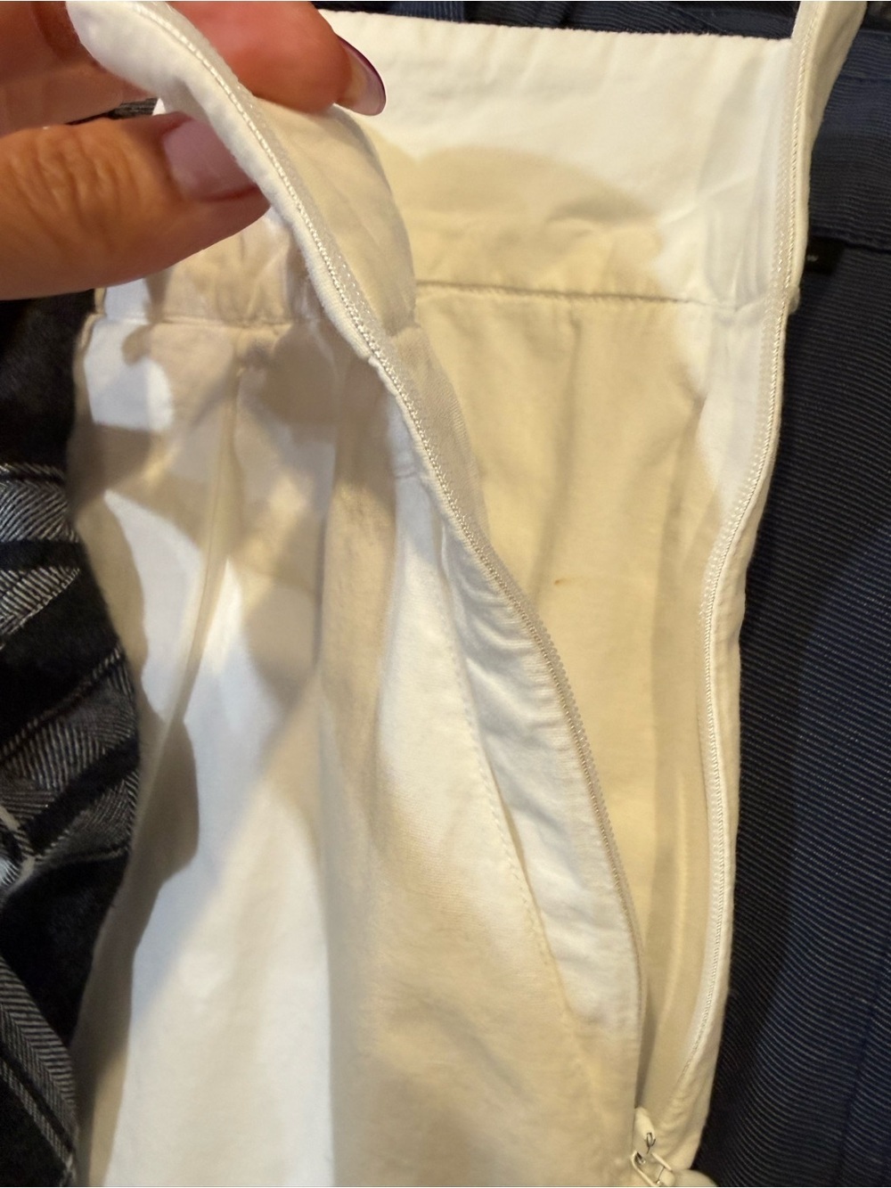 WeWoreWhat White High-Rise Pleated Shorts - Picture 12 of 12